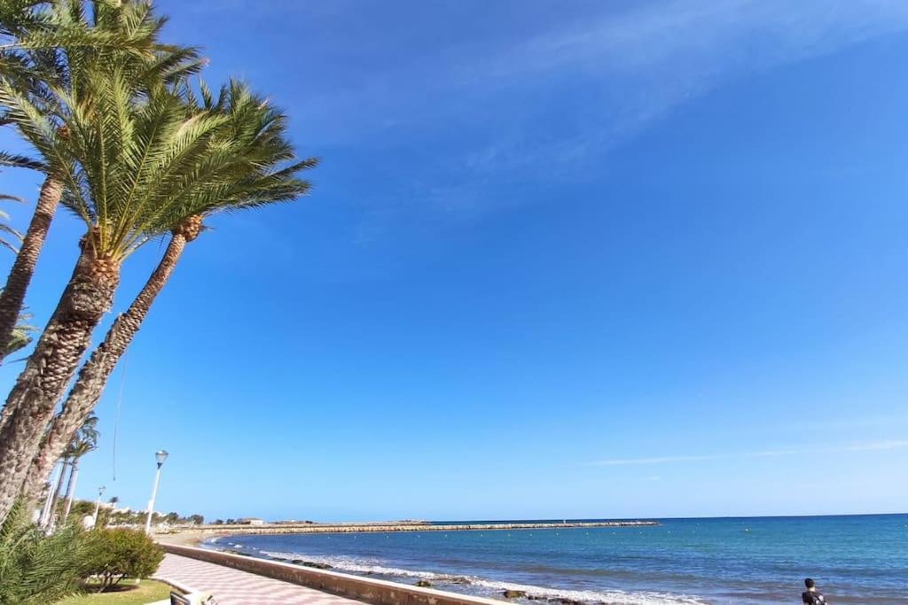 Con Tres Playa Levante Appartement