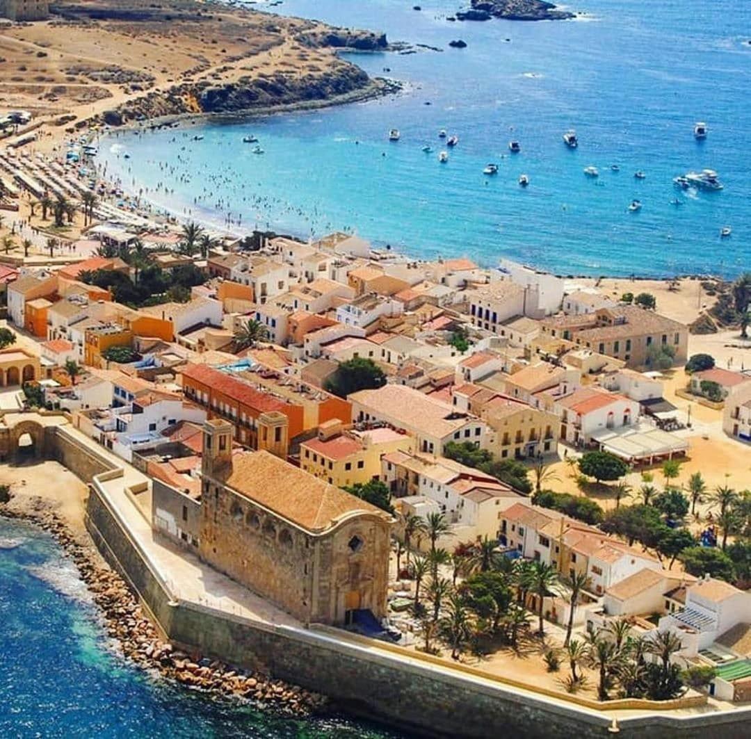 Con Tres Playa Levante Appartement